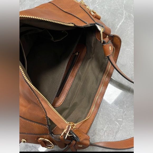 Brown Tote Bag with Matching Wristlet/Wallet - Picture 2 of 4